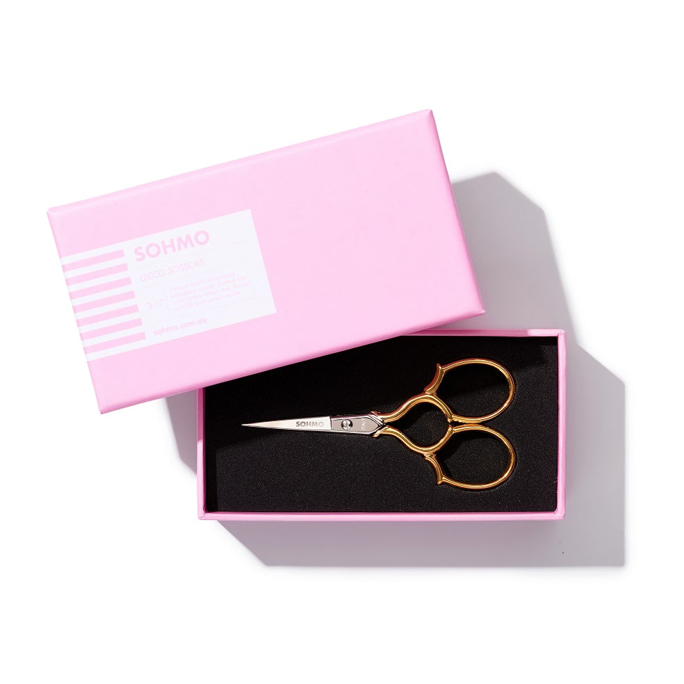 SOHMO Lecco embroidery scissors in pink gift box