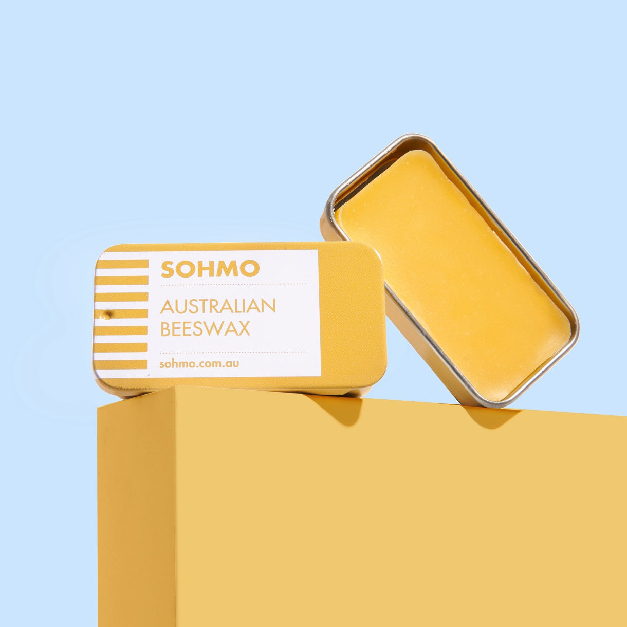 SOHMO Australian Beeswax in Tin for hand sewing