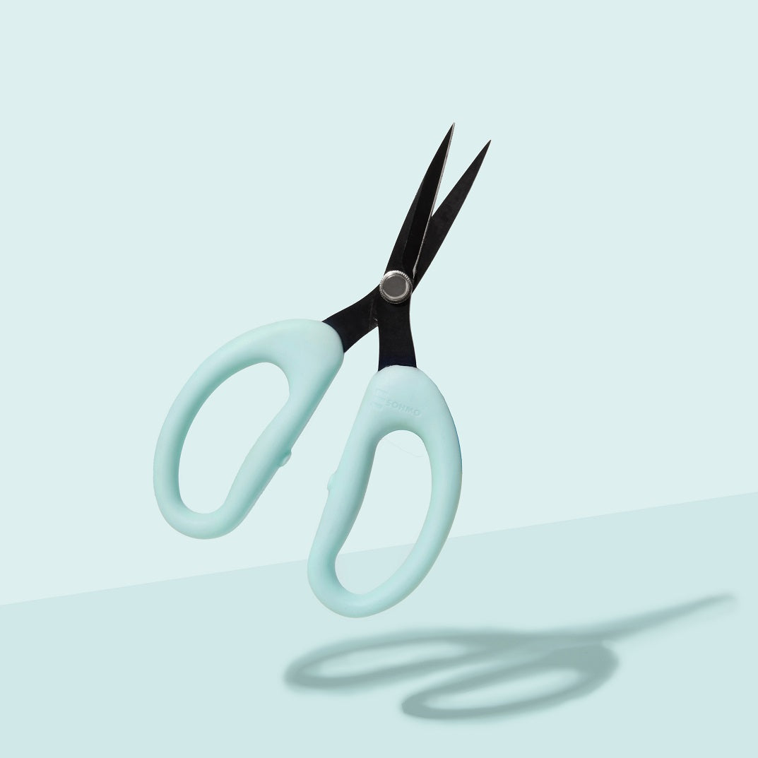 Sewing scissors - SOHMO Go-To medium soft blue scissors