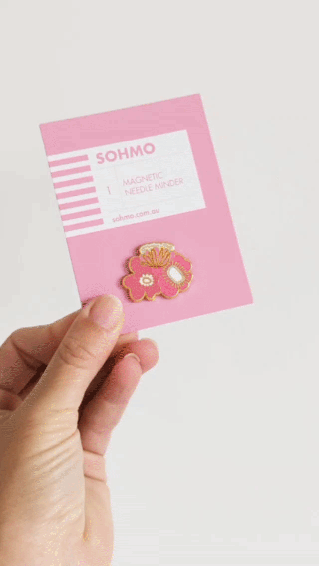 SOHMO - Magnetic Needle Minder - Blooms (Pink)
